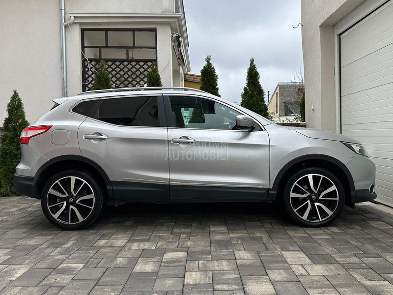Nissan Qashqai 1.6DCI/PREMIER/4x4