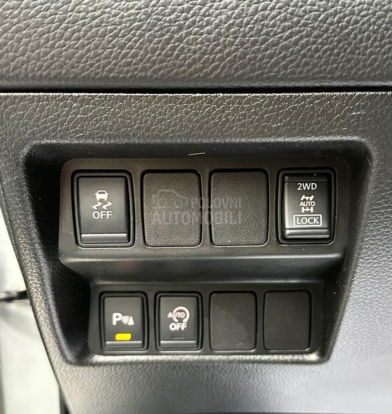 Nissan Qashqai 1.6DCI/PREMIER/4x4