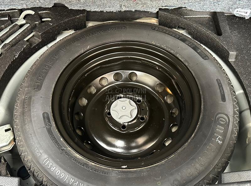 Nissan Qashqai 1.6DCI/PREMIER/4x4