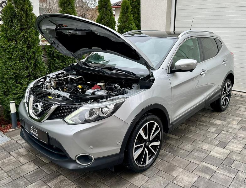 Nissan Qashqai 1.6DCI/PREMIER/4x4