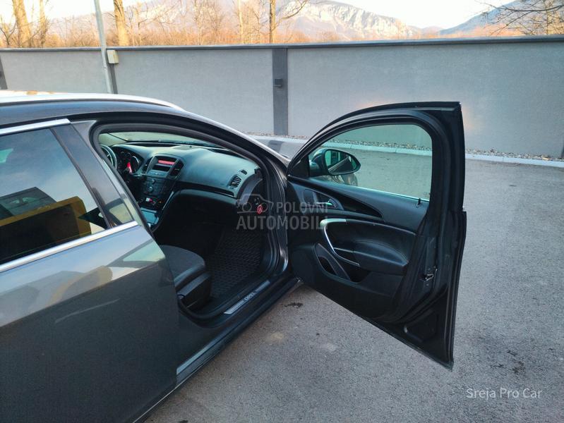 Opel Insignia 2.0 CDTI COSMO SW