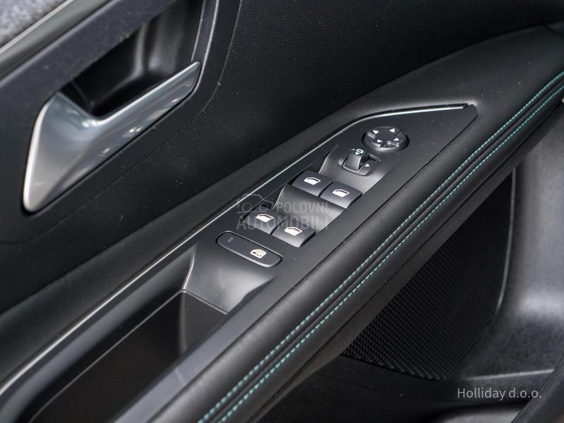 Peugeot 3008 1.2PureTech Allure