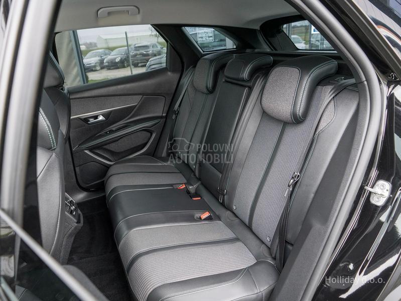 Peugeot 3008 1.2PureTech Allure