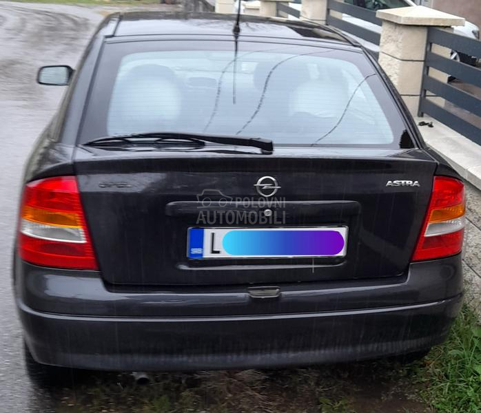 Opel Astra G 1.6 b