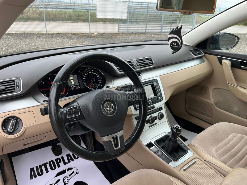 Volkswagen Passat B7 2.0 tdi Highline