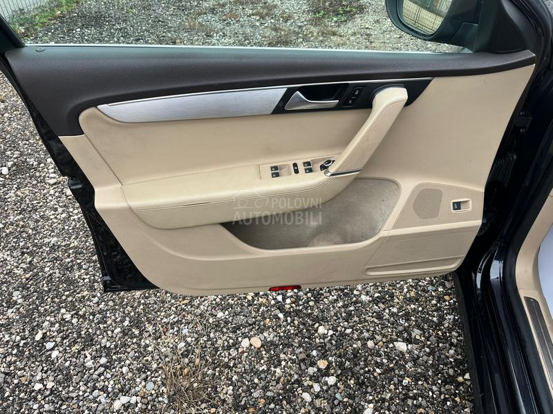 Volkswagen Passat B7 2.0 tdi Highline