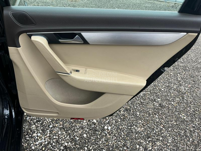 Volkswagen Passat B7 2.0 tdi Highline