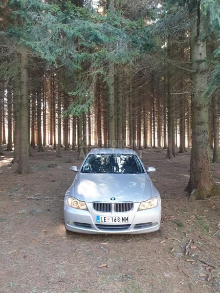 BMW 330 