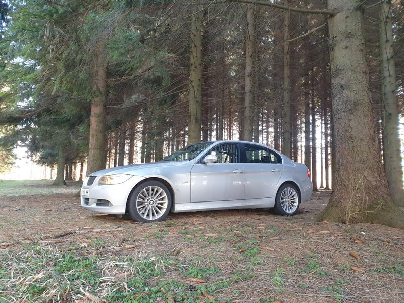 BMW 330 