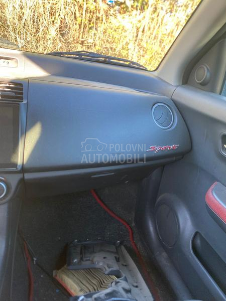 Suzuki Swift 1.6 sport