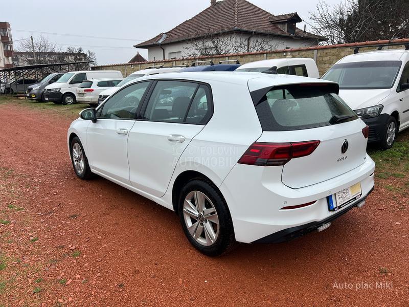 Volkswagen Golf 8 1.5 TGI