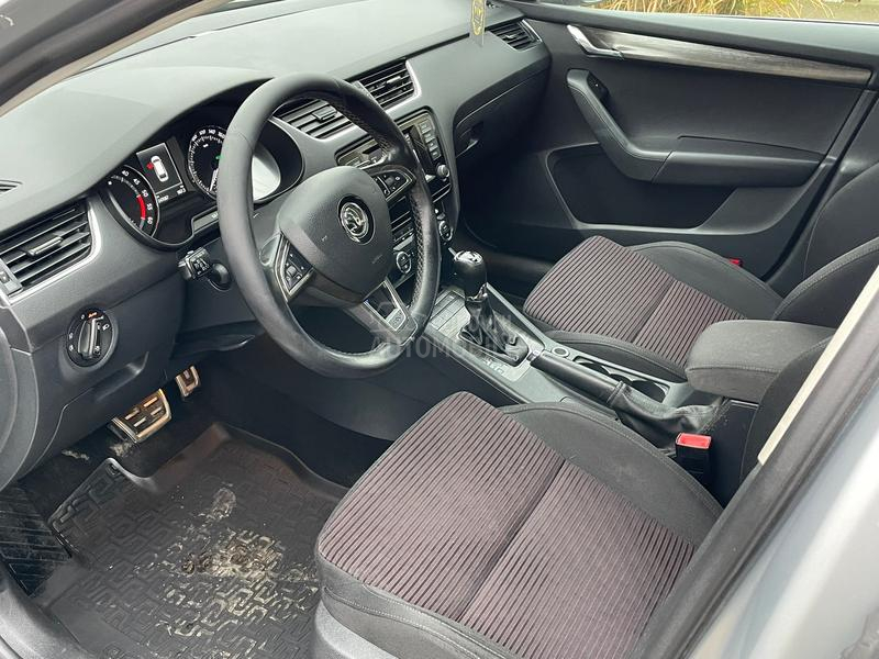 Škoda Octavia Scout 4x4  DSG