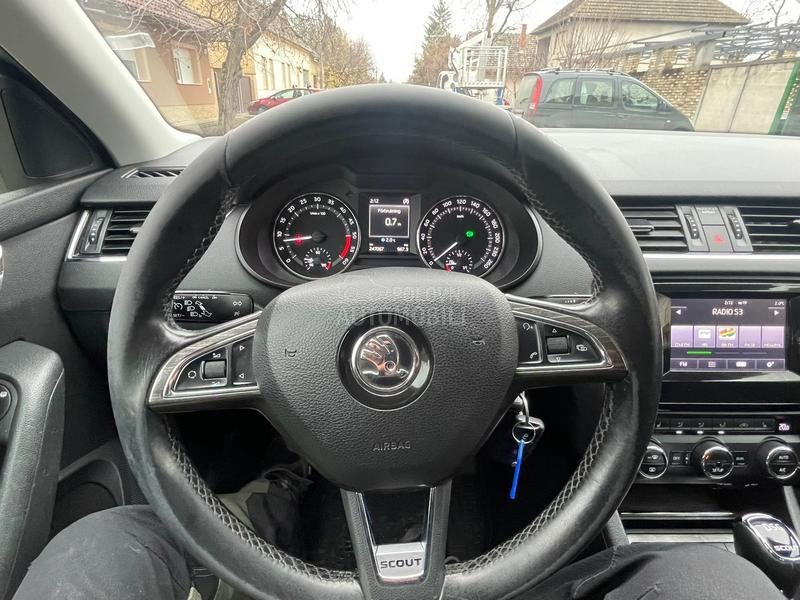 Škoda Octavia Scout 4x4  DSG