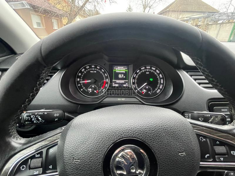 Škoda Octavia Scout 4x4  DSG