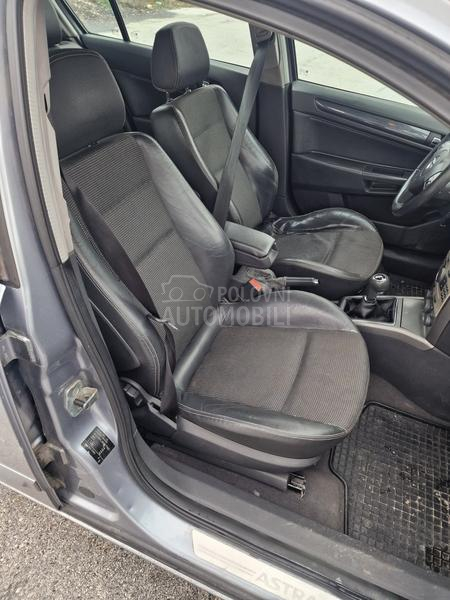 Opel Astra H 