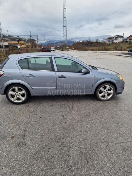 Opel Astra H 