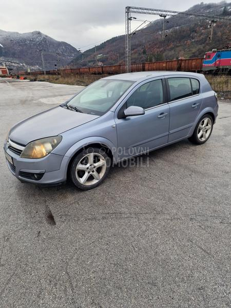 Opel Astra H 
