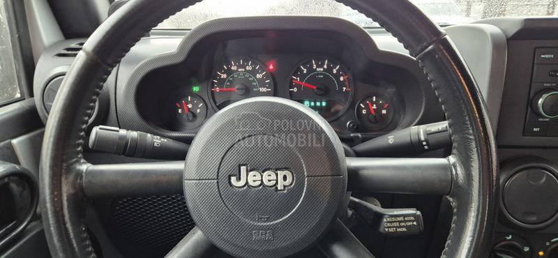 Jeep Wrangler 3.8 V6 SAHARA
