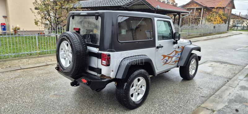 Jeep Wrangler 3.8 V6 SAHARA