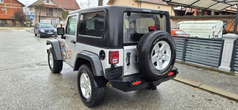 Jeep Wrangler 3.8 V6 SAHARA