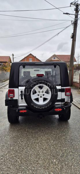 Jeep Wrangler 3.8 V6 SAHARA