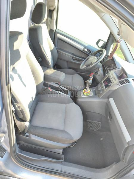 Opel Zafira B
