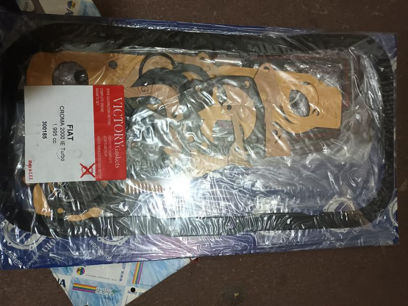 DIHTUNG GARNITURA 2.0