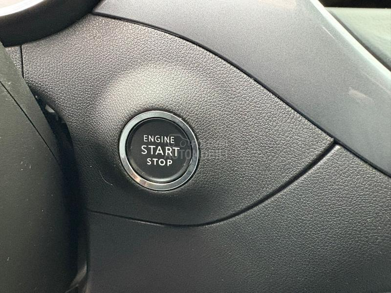 Opel Crossland X  NOV MATIC