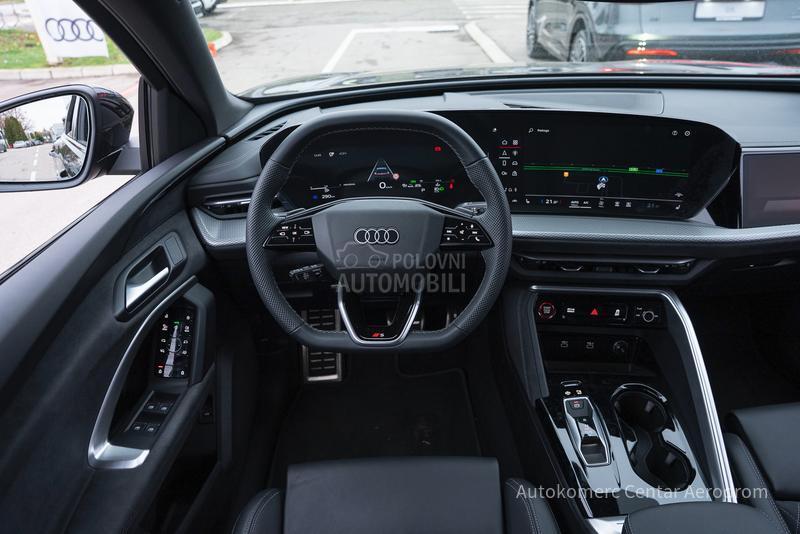 Audi SQ5 TFSI quattro