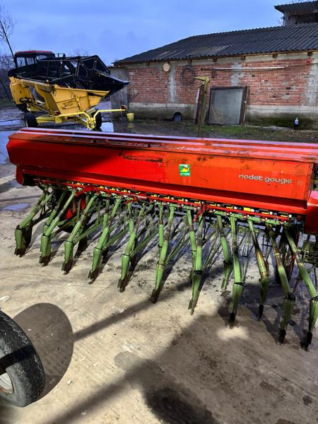 Nodet Pneumassem nodet gougis