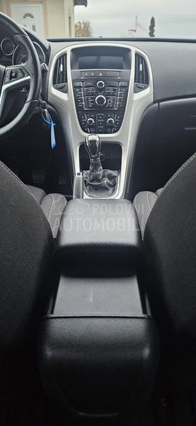 Opel Astra J 1.7cdti