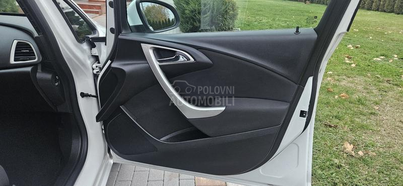 Opel Astra J 1.7cdti