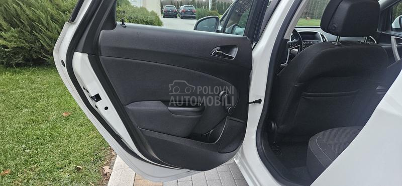 Opel Astra J 1.7cdti