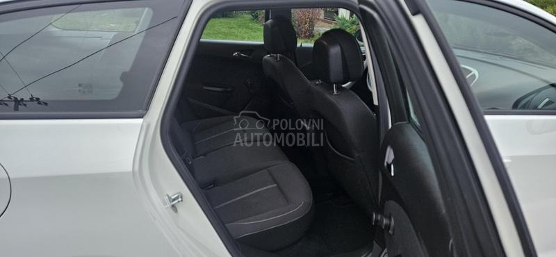 Opel Astra J 1.7cdti