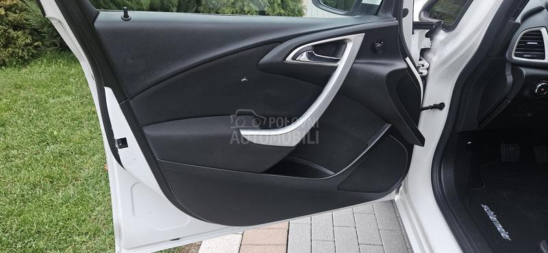 Opel Astra J 1.7cdti