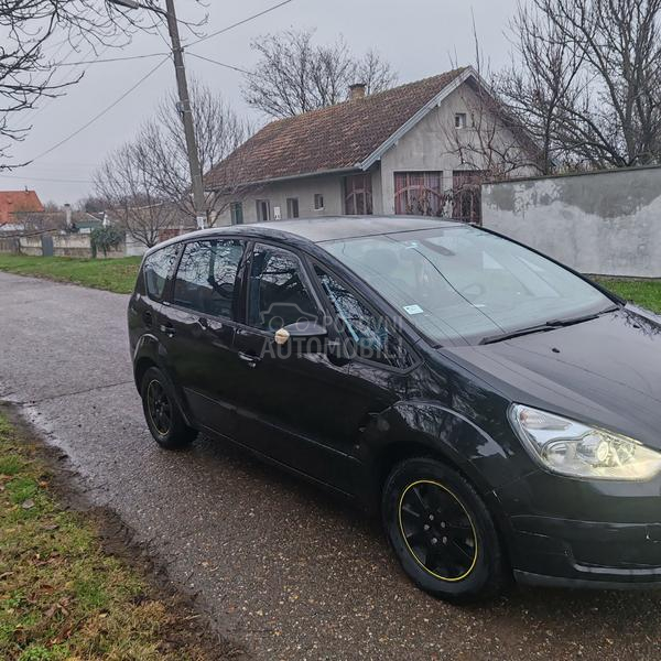 Ford S-Max 