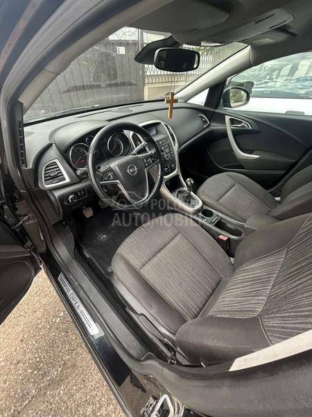 Opel Astra J 1.7 CDTI