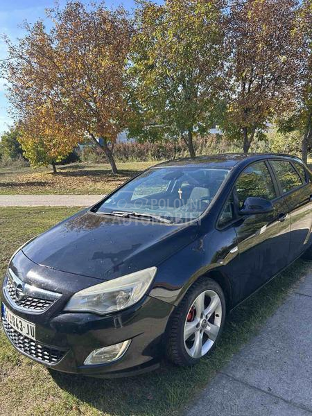 Opel Astra J 1.7 CDTI