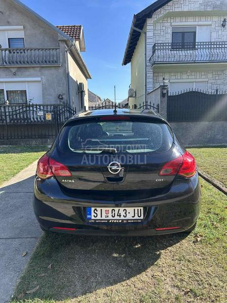 Opel Astra J 1.7 CDTI