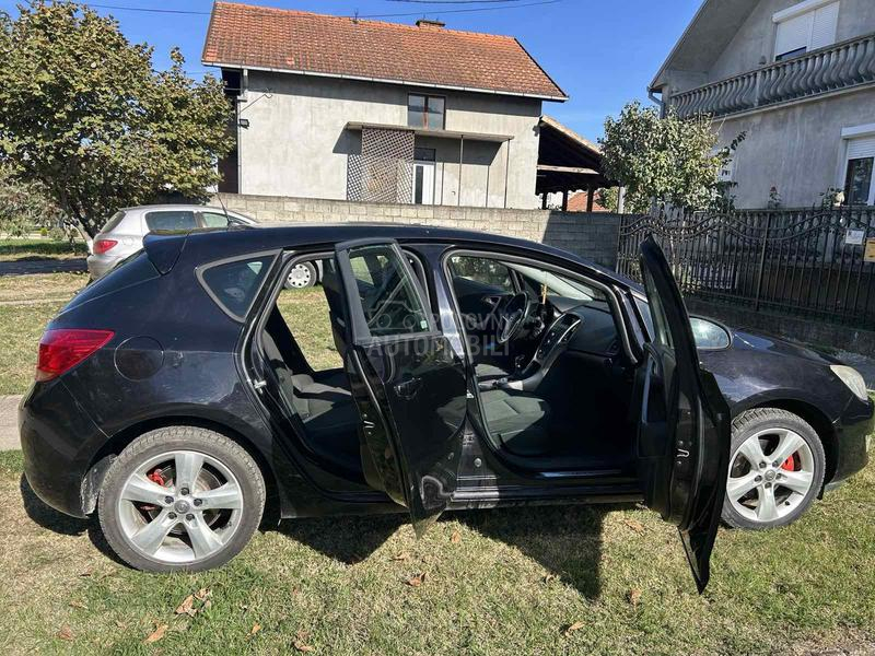 Opel Astra J 1.7 CDTI