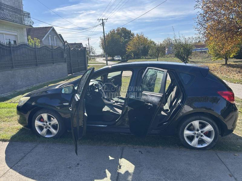 Opel Astra J 1.7 CDTI