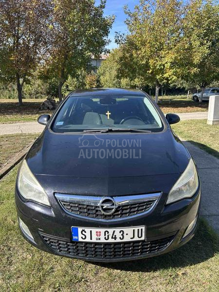 Opel Astra J 1.7 CDTI
