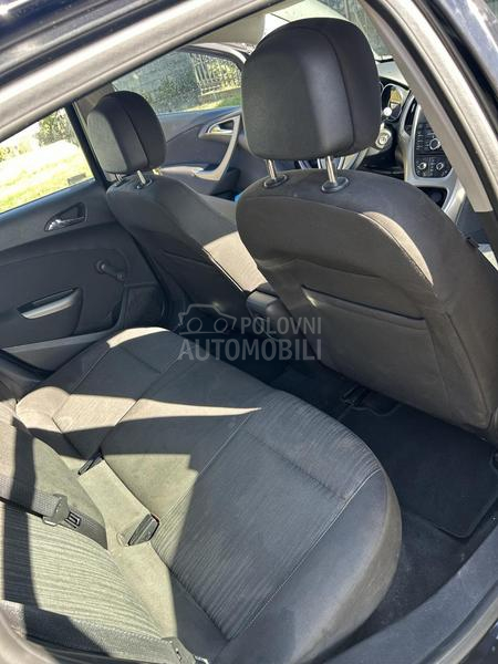 Opel Astra J 1.7 CDTI