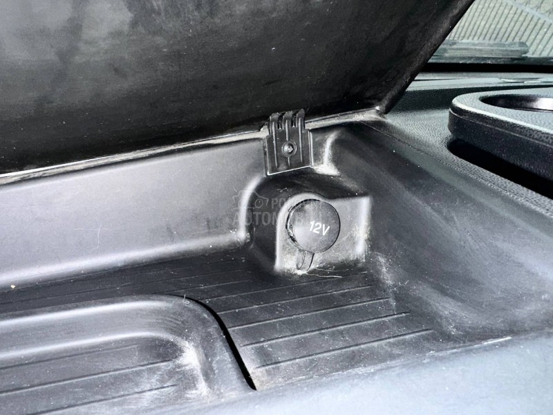 Ford Transit 300M TDCi Svajcarska