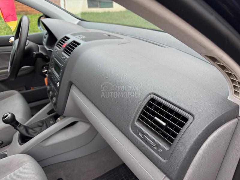 Volkswagen Golf 5 1,4B/PIin 55K w