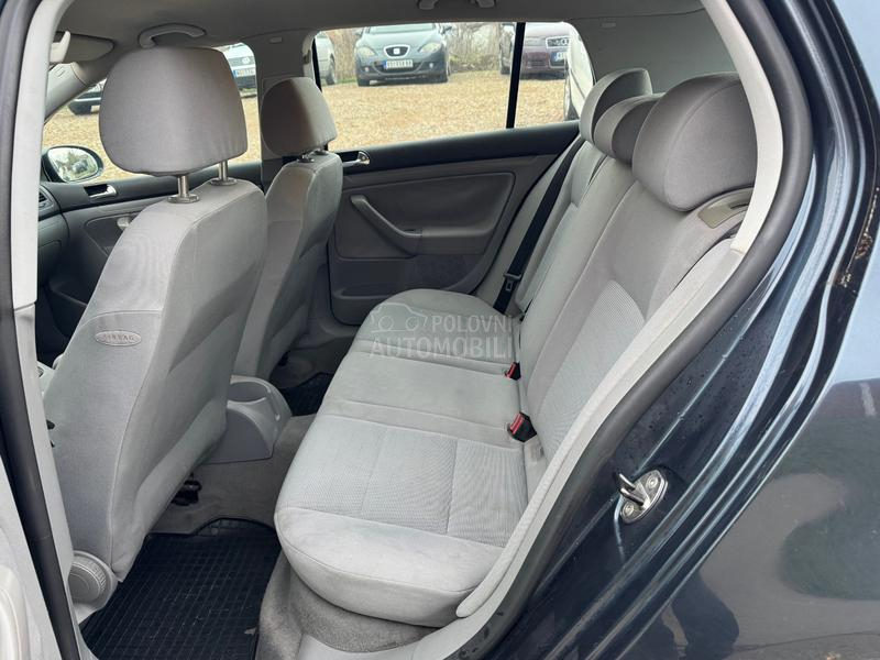 Volkswagen Golf 5 1,4B/PIin 55K w