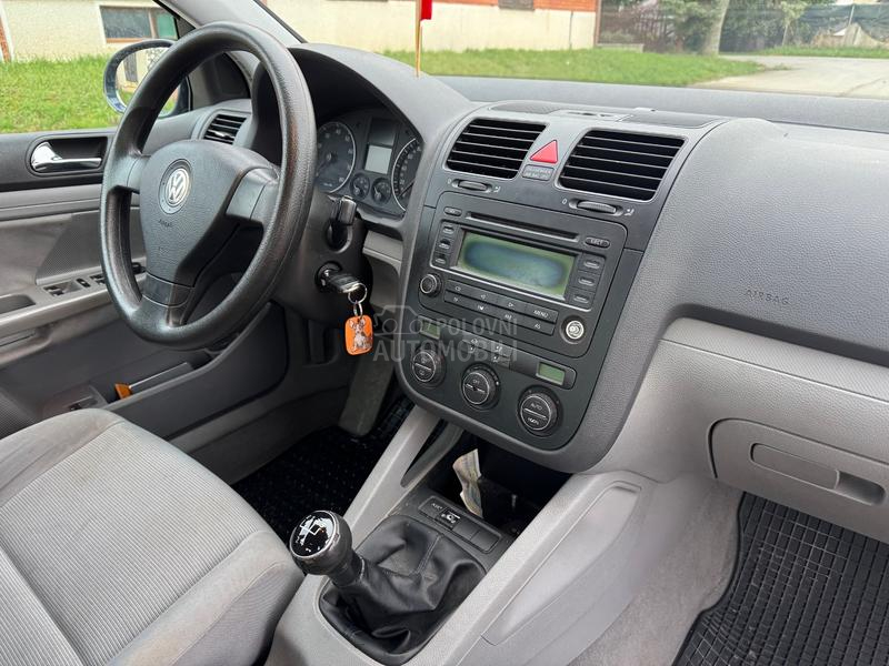 Volkswagen Golf 5 1,4B/PIin 55K w