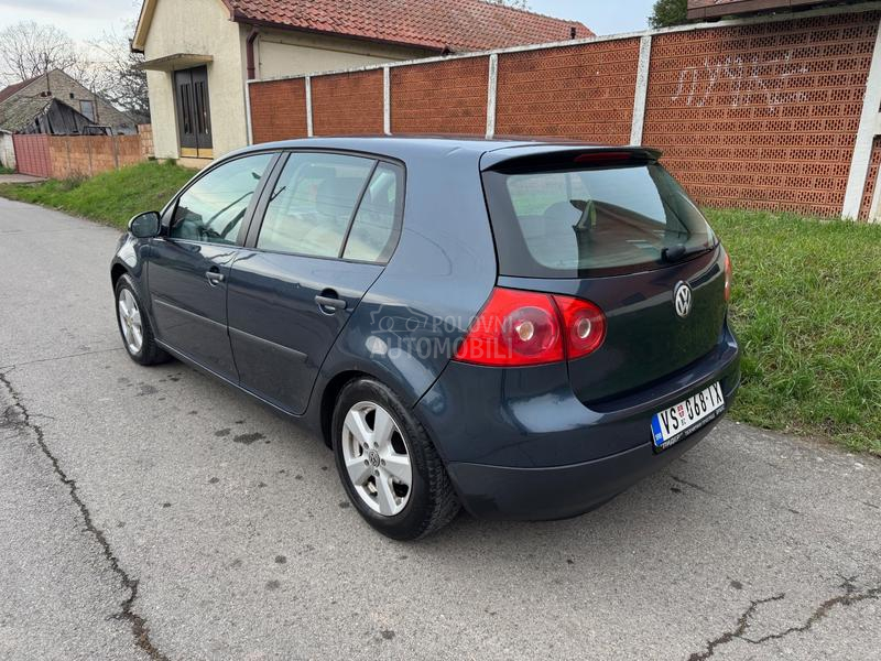 Volkswagen Golf 5 1,4B/PIin 55K w