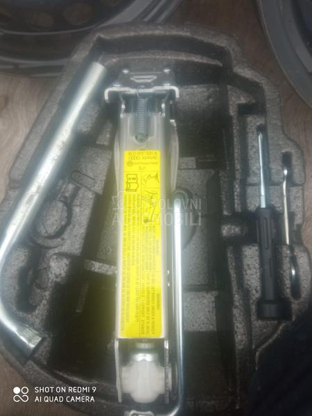 Set rezervnog točka