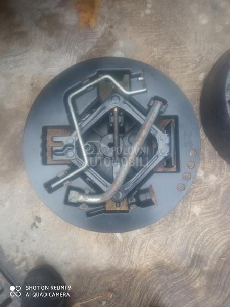 Set rezervnog točka